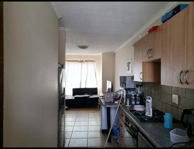 2 BEDROOM APARTMENT FOR SALE IN CASTLEVIEW